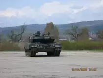 Panzer Leopart 3 Bild habe ich am Tag der offenen Tür in Bad Frankenhausen am 22.04.2006 gemacht.