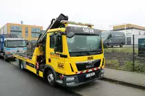 ADAC/Safar MAN TGL Abschleppfahrzeug am 06.01.18 in Frankfurt am Main Preungesheim
