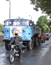 RT 125 MZ als Führungsfahrzeug beim Umzug zum Harz Fest in Werningerode Bild habe ich am 13.09.2009 gemacht.