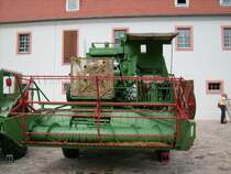 M�hdrescher E-175 im Museumshof des Lanwirtschafts Museum Schlo� Blankenhain