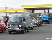 Barkas B 1000 Koffer hier als Führungsfahrzeug beim Umzug in Wollersleben bei Nordhausen die LUDOLFS wahren da und die Fahrt ging nach Kleinfurra zum Schrottplatz Bild habe ich am 13.04.2013 gemacht.