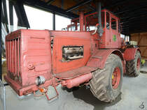 Als Kinder haben wir ihn glaube ich Kasimir genannt. Dieser russische Schlepper Kirovetz K700A steht im Agroneum Alt Schwerin. (August 2012)