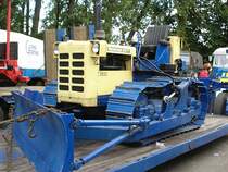 Rum�nische UTUS Raupe 651 im Agra Park beim Bulldogtreffen 2007