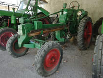 Ein Rad-Schlepper IFA RS08/15 Maulwurf steht im Agroneum Alt Schwerin. (April 2009)