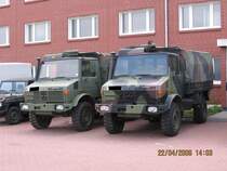  Unimog 2 mal 1300 L Pritsche 4x4 Bild habe ich am 22.04.2006 gemacht.