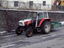 STEYR955 kurvt im Stadtgebiet von Sch�rding/Inn; 090130
