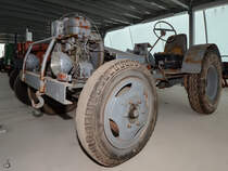 Ein Traktor Marke Eigenbau im Agroneum Alt Schwerin. (August 2012)