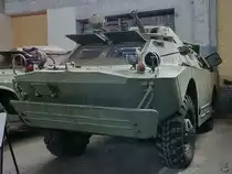 Der voll amphibische Spähpanzer SPW-40P2 (BRDM-2) im Technik Museum Pütnitz. (August 2006)