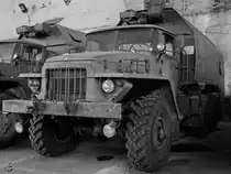 Ein Ural 375D mit leicht absetzbarem Koffer Typ 2 im Technik Museum Pütnitz. (August 2006)