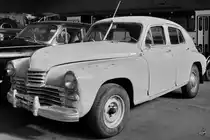 Ein GAZ M20 Pobeda im Technik Museum Pütnitz. (August 2006)