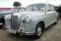 =MB Ponton steht auf dem Ausstellungsgelände der Veterama, 10-2017