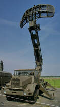 Ein MAN 630 L2AE  mit Antennenaufbau MPDR 30 45-1 für den Tieffliegermelde- und Leitdienst (TMLD) im Lufwaffenmuseum Berlin-Gatow. (August 2005)