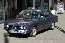 Ein BMW 528i bei der 29. Viersener Oldtimer-Rallye am 27.05.2017