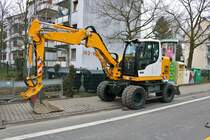 D&S Liebherr 912 Compact am 17.02.18 in Langen (Hessen)