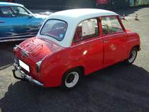 Profilansicht einer Glas Goggomobil T250 Limousine. 1955 - 1969. Oldtimertreffen an Mo´s Bikertreff in Krefeld am 25.02.2018.