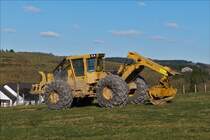  . Forsttraktor Tigercat  EHS 510 E gesehen auf einem Acker.  Februar  2018   (Hans)