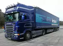 =Scania R 730 rastet im März 2018 an der A7