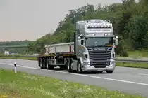 Scania R560 V8 6x2/4 von Noél-Transporte unterwegs auf der A44 zwischen Breuna und Zierenberg. 9.8.2012