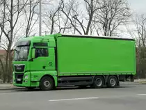 MAN TGX 26.440 am 13.03.2018 in Berlin-Charlottenburg.