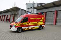 Feuerwehr Hofheim im Taunus Mercedes Benz Sprinter KLAF (Florian Hofheim 1-59) am 17.03.18 bei einen Fototermin 