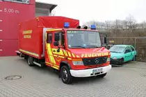 Feuerwehr Hofheim im Taunus Mercedes Benz Vario GW-N (Florian Hofheim 1-64) am 17.03.18 bei einen Fototermin