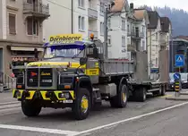 SAURER KIPPER D 330 B. In einem Zustand  WIE NEU ab Fabrik  konnte am 17. März 2018 in St.Gallen der gut gepflegte SAURER von Gebr. Dornbierer verewigt werden.
Hinweis für die Freunde von LKW der Marke SAURER, siehe auch unter Bahnen ID 1073451 vom 18.3.2018.
Foto: Walter Ruetsch