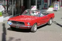 Ein Ford Mustang Cabrio bei der 29. Viersener Oldtimer-Rallye am 27.05.2017