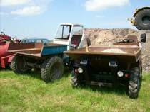 Waran Dumper beim Schleppertreffen Berbersdorf. Whrend der linke noch ber die Schwerkraft der Mulde gekippt wurde konnte der rechte bereits ber Hydr.angekippt werden
