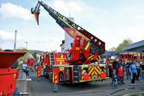 Feuerwehr Büdingen Mercedes Benz Atego DLK 23/12 (Florian Büdingen 1-30) am 15.04.18 beim Tag der offenen Tür 