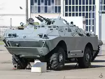 Der voll amphibischer Schützenpanzerwagen BRDM-2 (SPW-40P2) im Militärhistorischen Museum der Bundeswehr. (Dresden, April 2018)