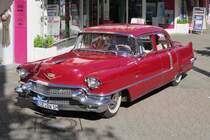 Ein Cadillac Series 62 bei der 29. Viersener Oldtimer-Rallye am 27.05.2017