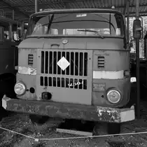 Ein W 50 Abschleppwagen im April 2018 im Flugplatzmuseum Cottbus.