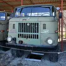 Ein W-50 mit Anlaßgerät AG-3 im April 2018 im Flugplatzmuseum Cottbus.