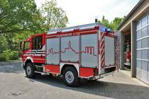 Feuerwehr Hochheim am Main Mercedes Benz Atego LF10 (Florian Hochheim Main 1/43) mit Ziegler Aufbau am 22.04.18 bei einen Fototermin 