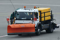 Im April 2018 war ein Mercedes-Benz Atego als Winterdienstfahrzeug auf dem Flughafen Düsseldorf zu sehen.