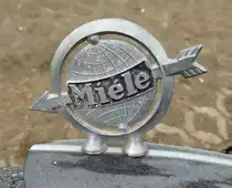 =Logo an einem Miele - Moped gesehen bei der Veterama, 10-2017