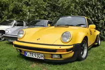 Porsche 911 „Frühlingserwachen“ der Oldtimer-Interessengemeinschaft Grenzland, am 1.5.2018. Geilenkirchener Sportpark Loherhof.