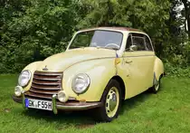  DKW F93/94 von 1955 bis 1959 gebaut. 1955 wurde er als Großer DKW 3=6 (Typ F93) vorgestellt.  „Frühlingserwachen“ der Oldtimer-Interessengemeinschaft Grenzland, am 1.5.2018. Geilenkirchener Sportpark Loherhof.