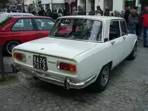 Heckansicht einer Alfa Romeo 1750 Berlina. 1967 - 1972. Oldtimertreffen Essen-Kettwig am 01.05.2018.