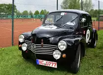 Renault 4CV „Frühlingserwachen“ der Oldtimer-Interessengemeinschaft Grenzland, am 1.5.2018. Geilenkirchener Sportpark Loherhof