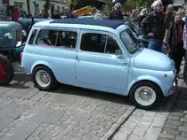 Profilansicht eines Steyr Puch 700 C. 1960 - 1968. Oldtimertreffen Essen-Kettwig am 01.05.2018.