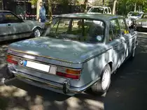 Heckansicht eines BMW 2000 Automatic. 1966 - 1972. Motorworld Historicar Duisburg am 05.05.2018.