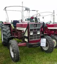 =IHC 724, Bj. 1972, steht auf dem Ausstellungsgelände der Schlepperfreunde Auenberg, Mai 2018