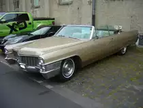 Profilansicht eines Cadillac Series 60 Coupe de Ville Convertible aus dem Modelljahr 1965. Primers run Krefled am 10.05.2018.
