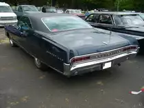 Heckansicht eines Pontiac Bonneville Coupe des Modelljahres 1965. Primers Run Krefeld am 10.05.2018.