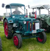 =Hanomag R 27 steht auf dem Ausstellungsgelände der Schlepperfreunde Auenberg, Mai 2018