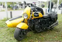 =Triumph mit Seitenwagen, gesehen bei der Veterama, 10-2017