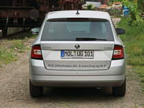 Heckpartie eines Skoda Fabian mit entsprechender Firmenbeschriftung der BUG Verkehrsbau AG auf dem Gelände des Güterbahnhof Berlin Grünau am 18. Mai 2018.