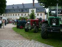 Versuchsfahrzeug TT220 und MB TRAC beim Treffen im Landwirtschaftsmuseum Blankenhain.Der TT220 gehrt zum Bestand des Museums