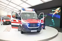 Neuer Mercedes Benz Sprinter RTW am 18.05.18 auf der RettMobil in Fulda 